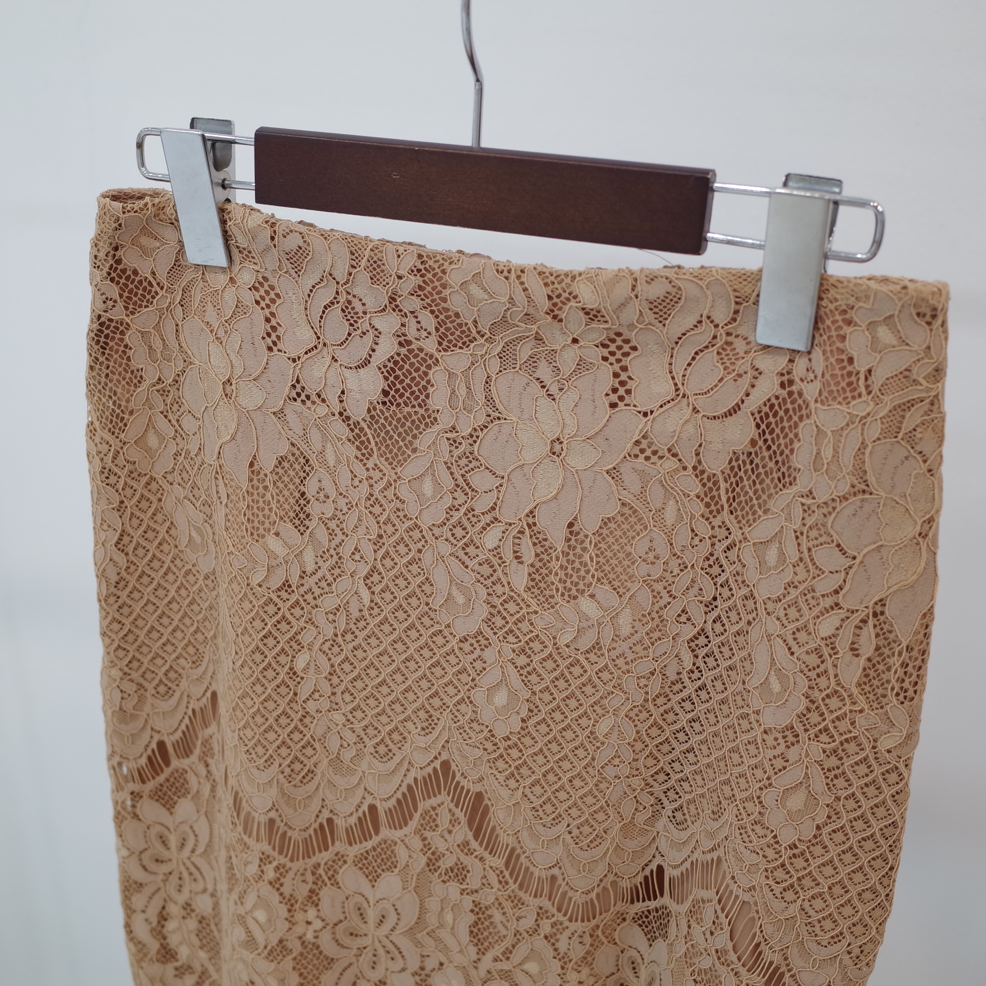 Autumn flower lace skirt H line Embroidery Long co
