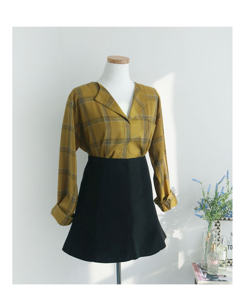 Women Blouses Bates Check Blouse Black, Ivory, Mus