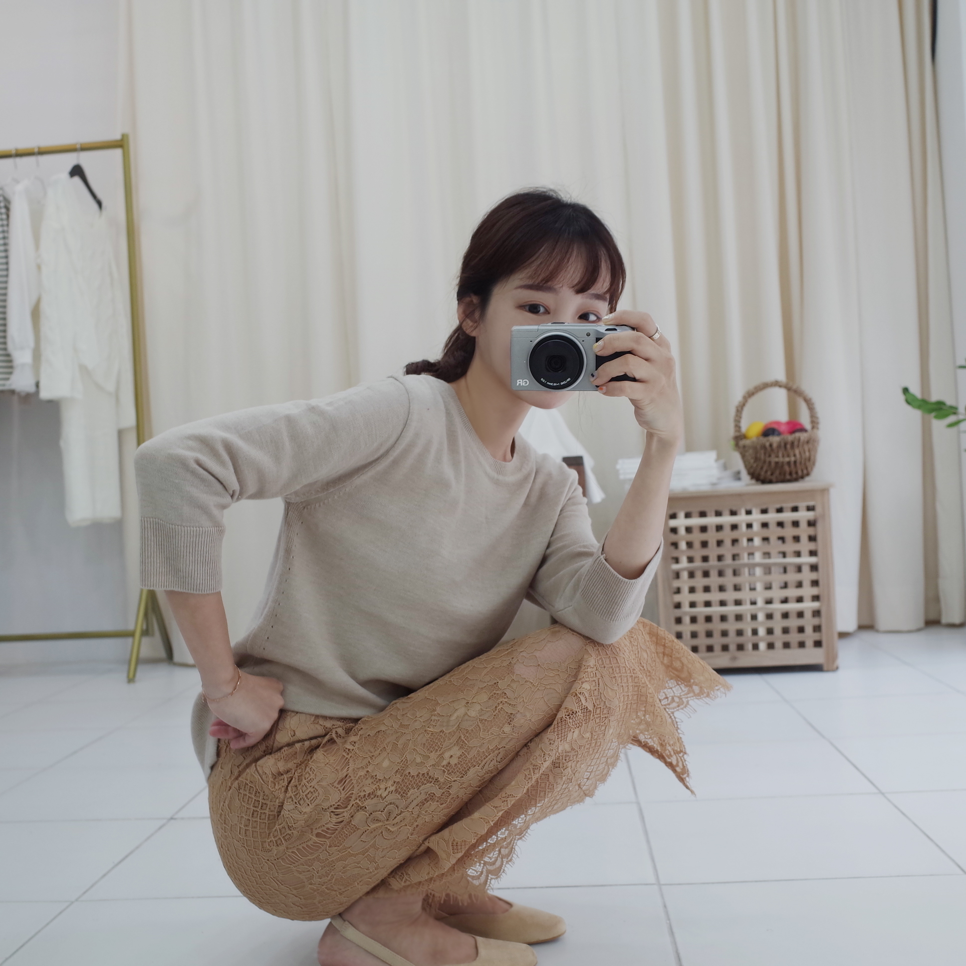 Autumn flower lace skirt H line Embroidery Long co