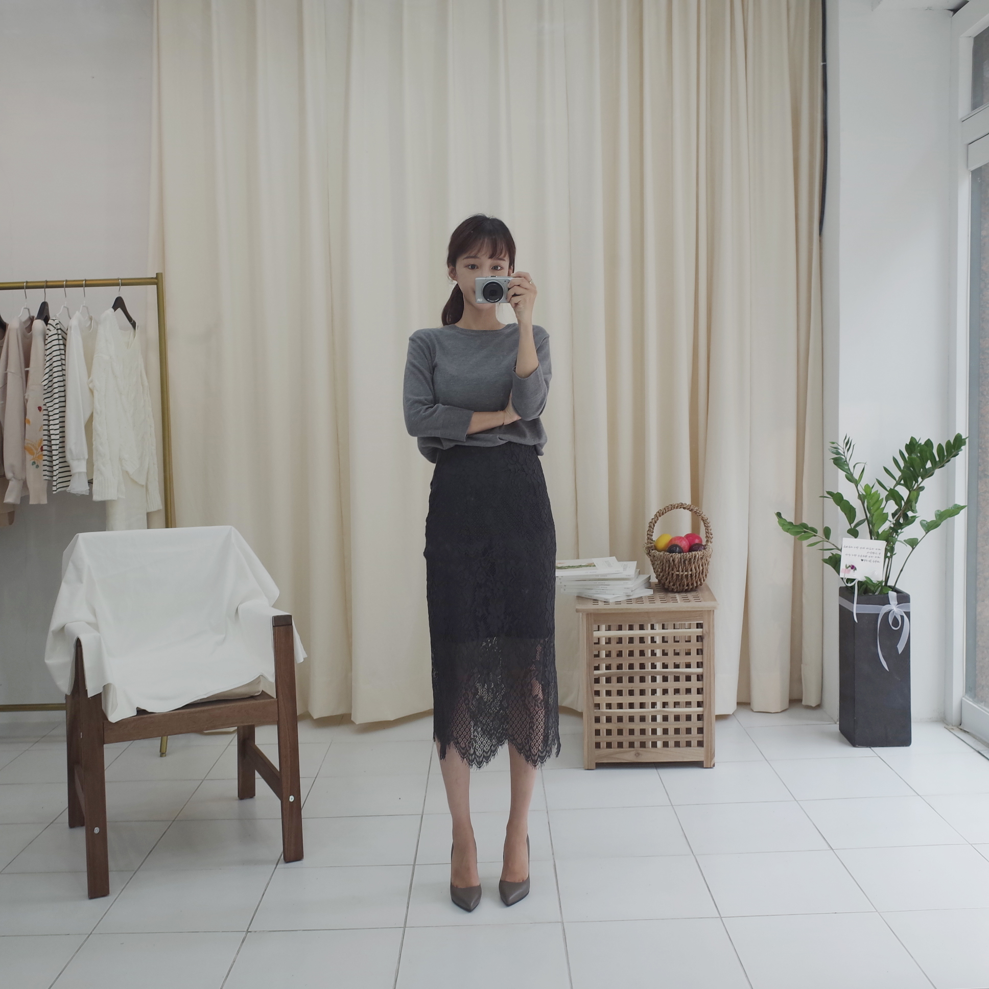 Autumn flower lace skirt H line Embroidery Long co