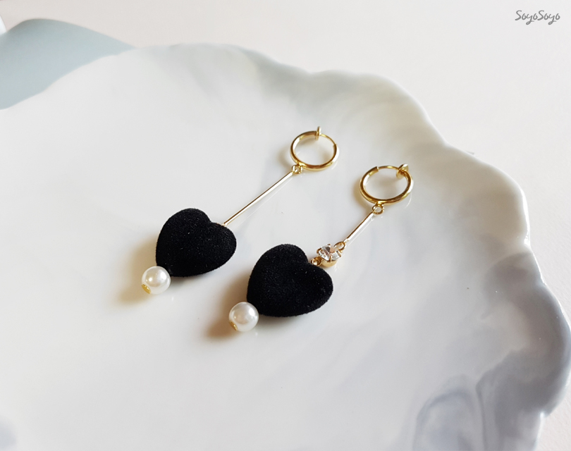 Uneven Velvet Heart Earrings _ Red Cubic Red Drop 