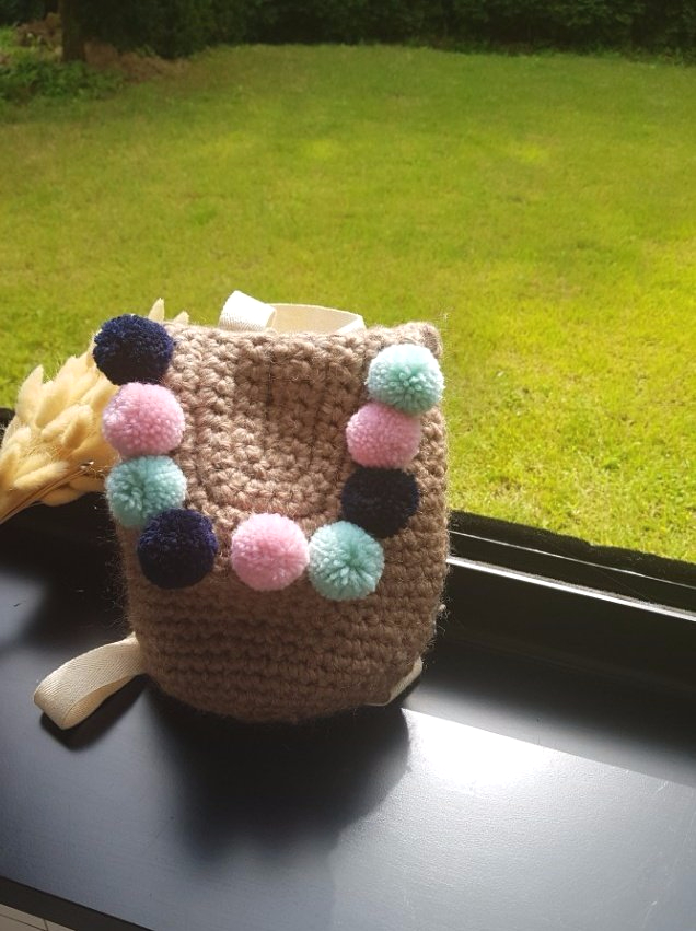 NEW CHILDREN BAG LADY CHILDREN BAGS Knit Pom Pom B
