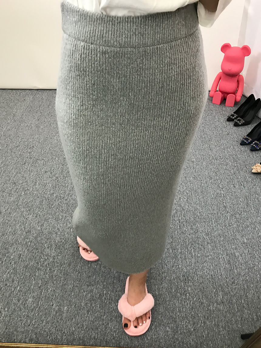 H-line knit long skirt Gray wine Black skirt bandi