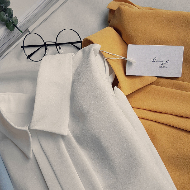 Women Blouses Sleeveless ruffle black white check 