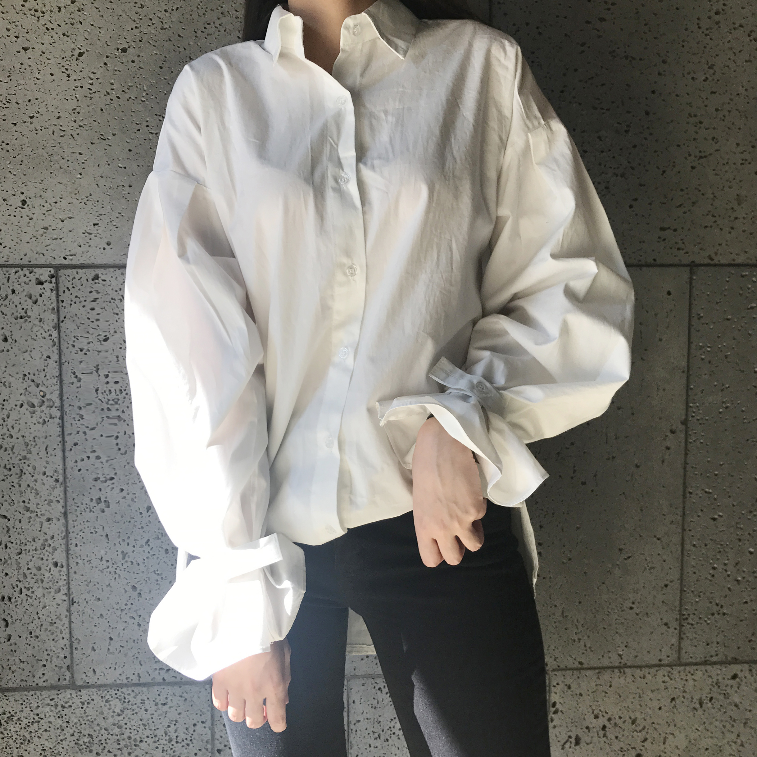 White shirt Puff sleeve Balloon style Modern sensi