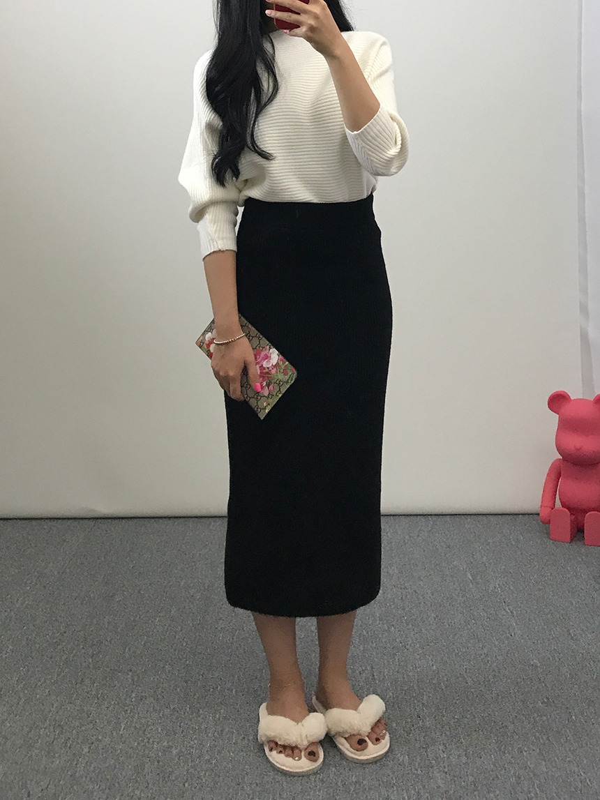 H-line knit long skirt Gray wine Black skirt bandi