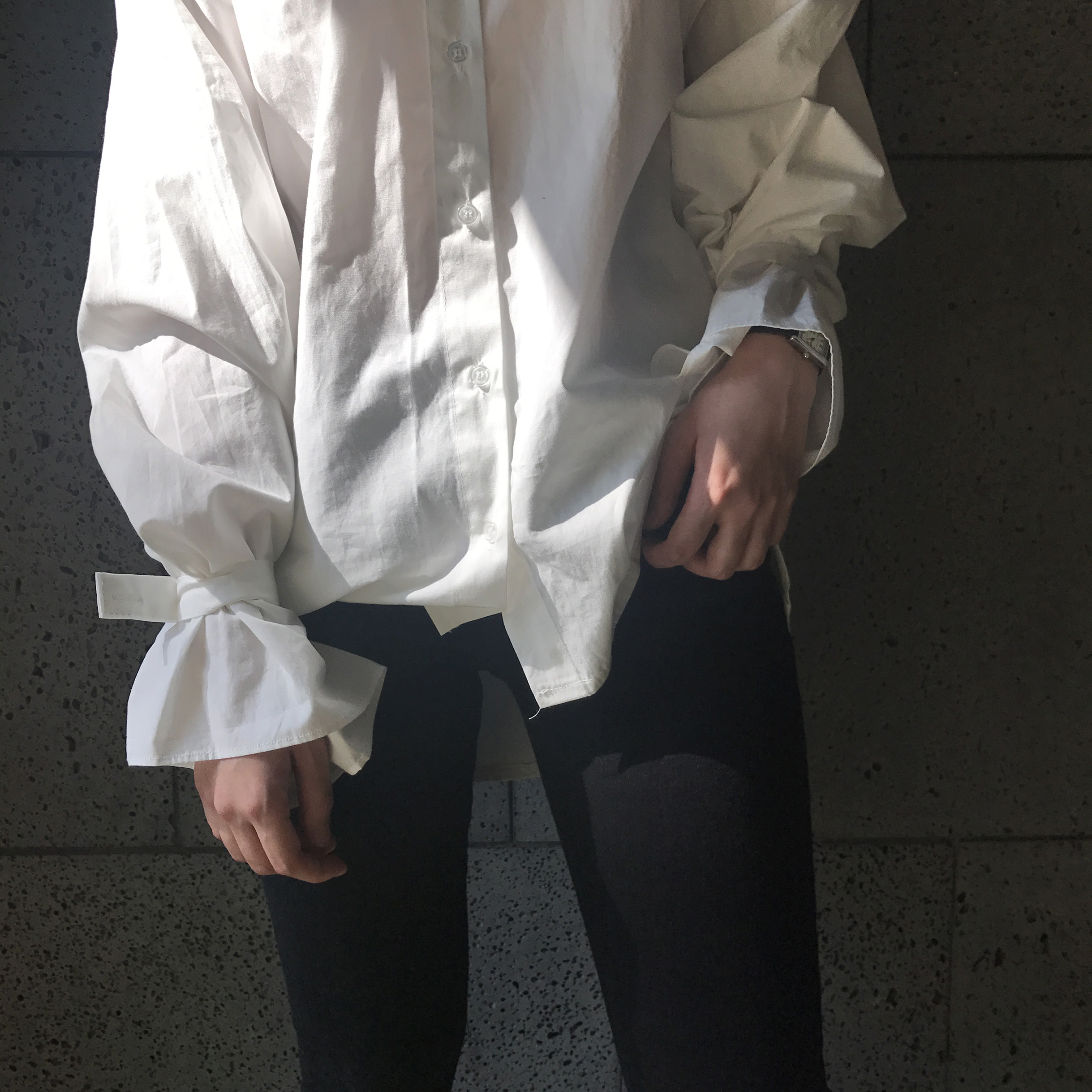 White shirt Puff sleeve Balloon style Modern sensi