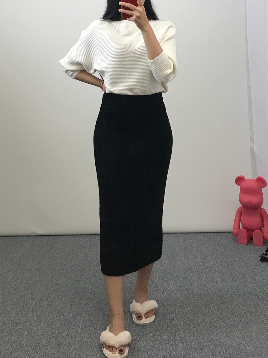 H-line knit long skirt Gray wine Black skirt bandi