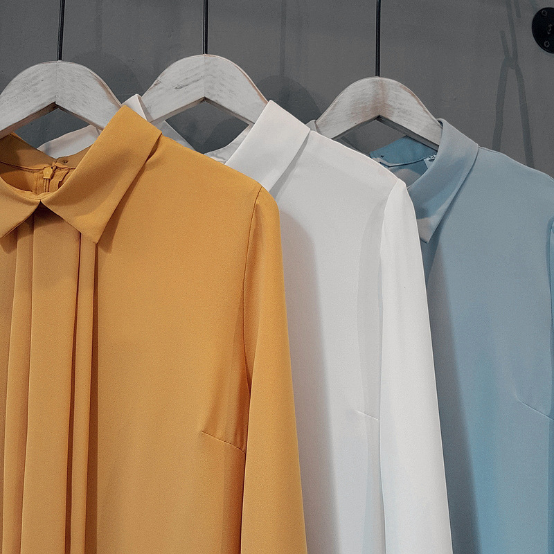 Women Blouses Sleeveless ruffle black white check 