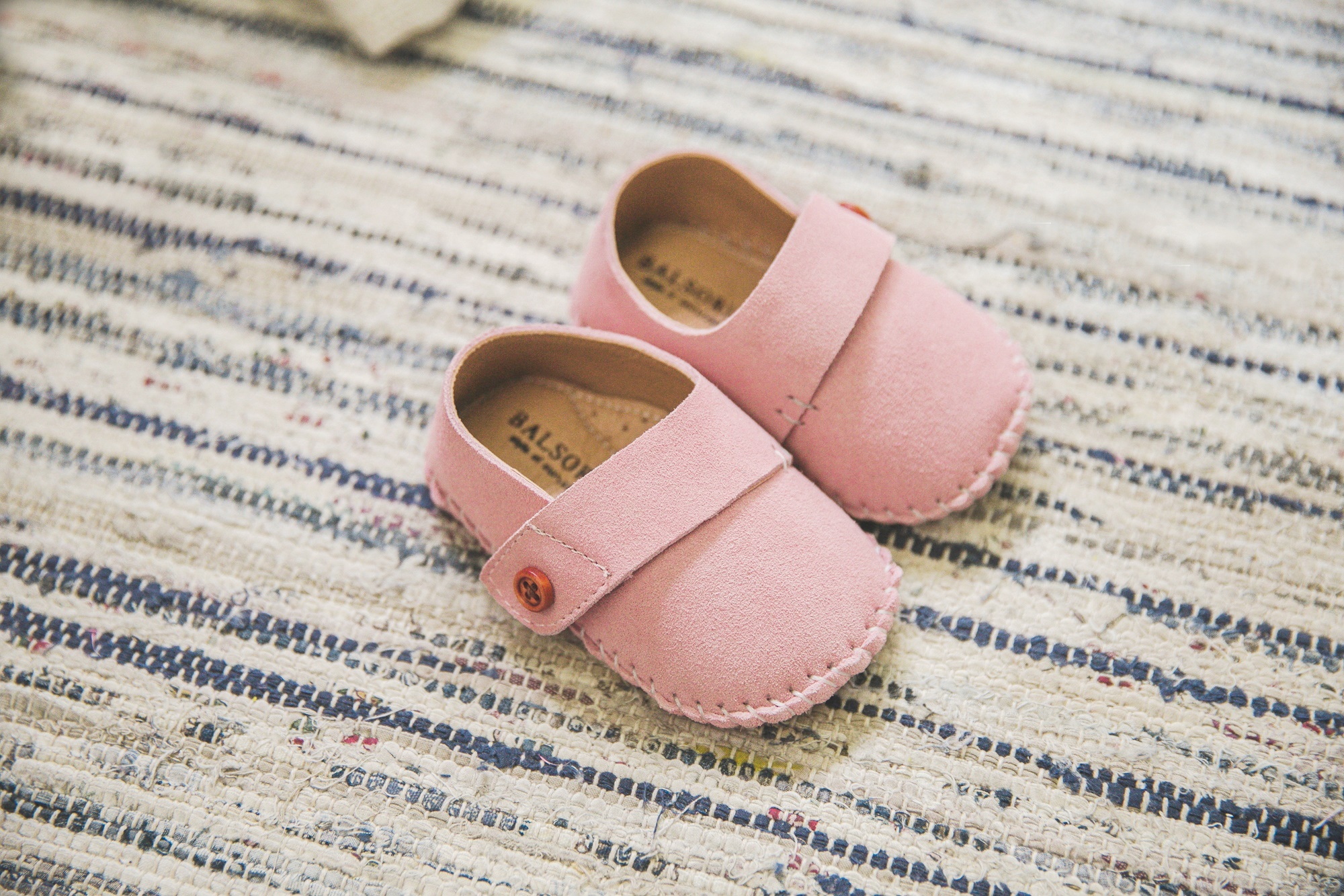 NEW KIDS SHOES button flat footsteps shoes baby 10