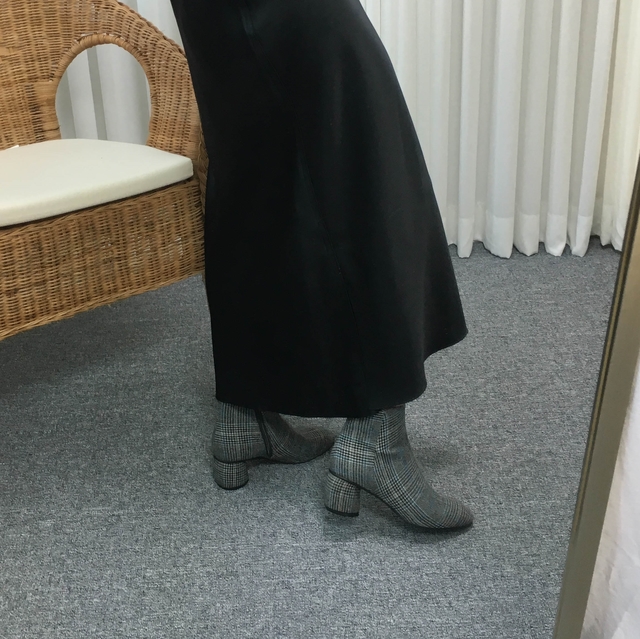 Brit Check Ankle Boots Midsole Suede Angle Round N