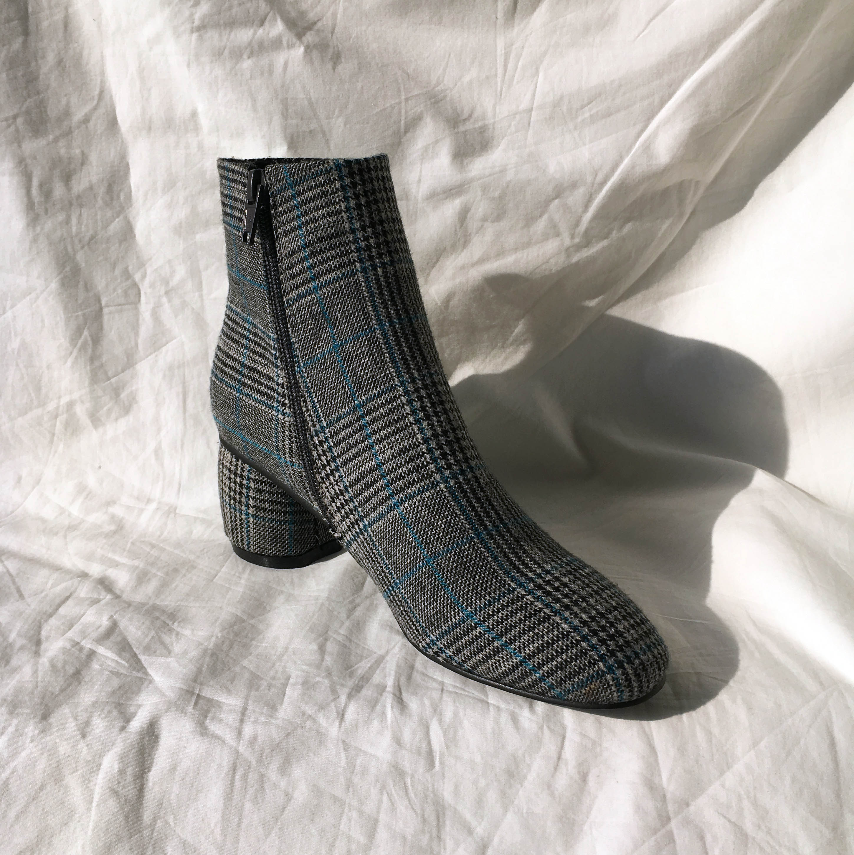 Brit Check Ankle Boots Midsole Suede Angle Round N