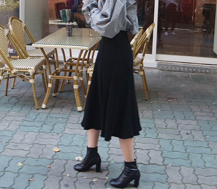 Golgi Knit A-Line Long Skirt Modern Unique Sensiti