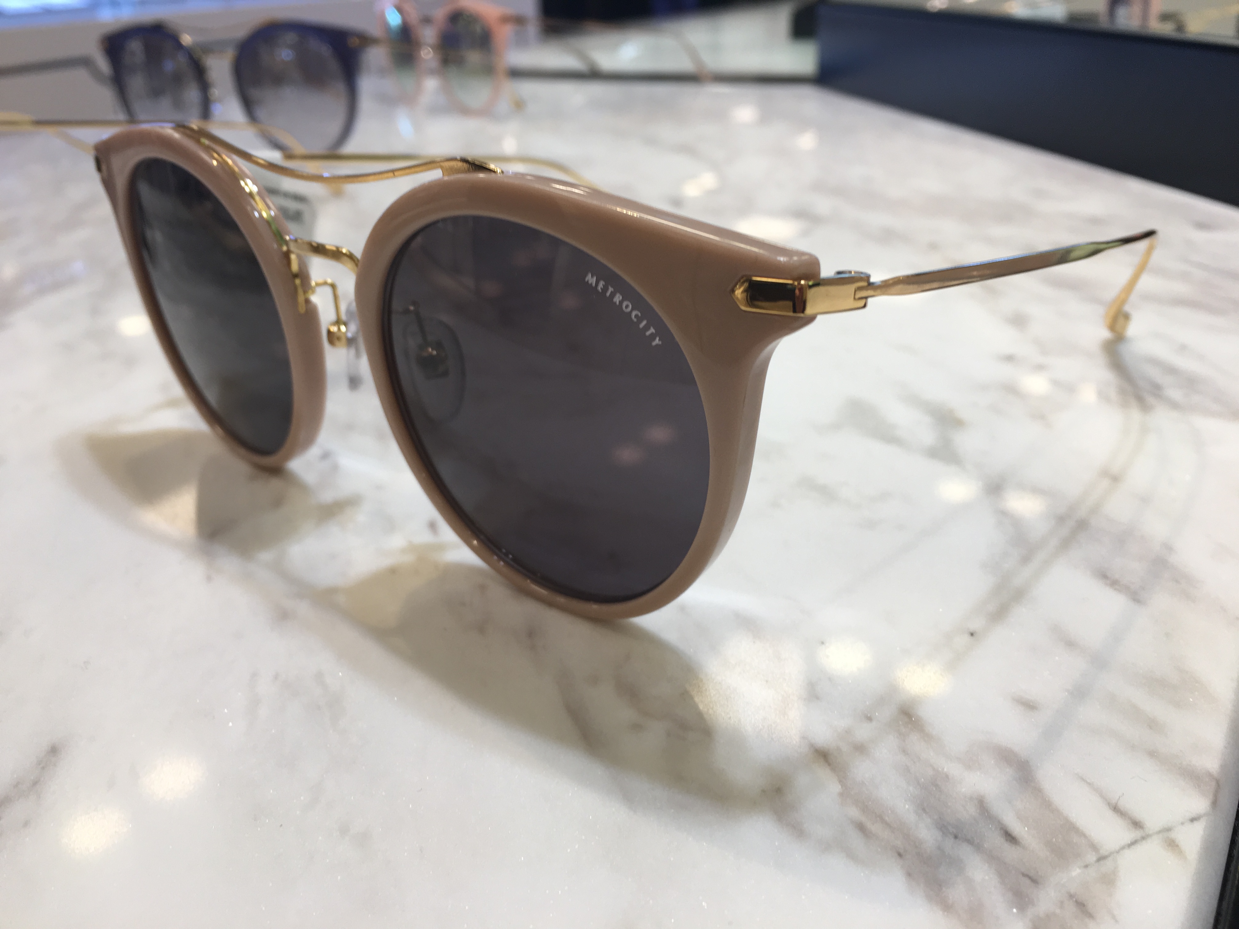 Metro City Sunglasses mj1731 Modern &amp Chic Poin