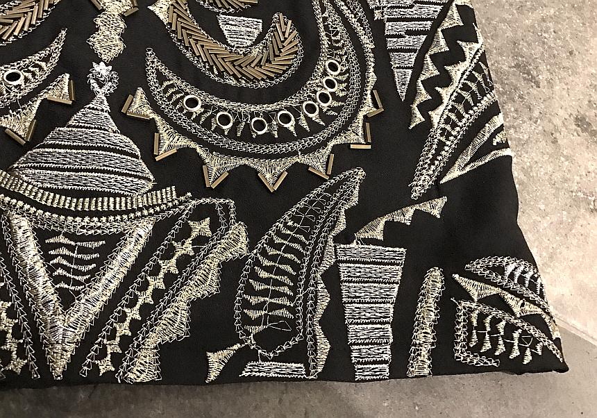 High Quality Luxury Gold Embroidery Stud Mini Skir