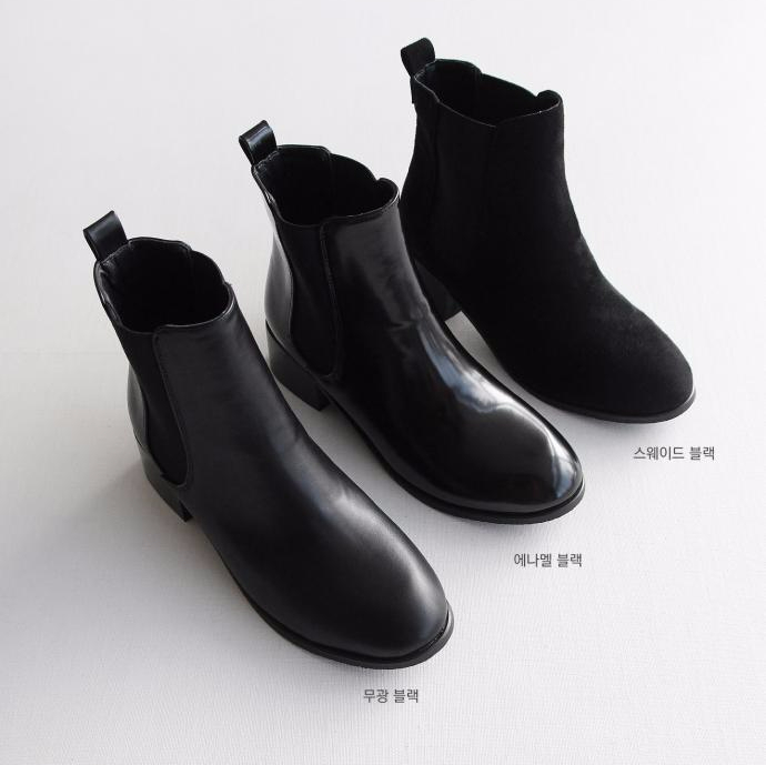 Women's Chelsea Angle Boots Made in Korea Three