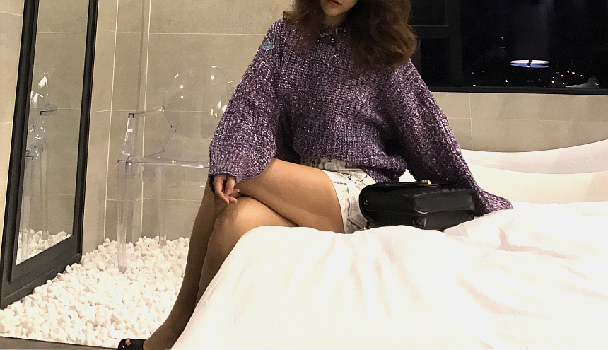 High Quality Luxury Gold Embroidery Stud Mini Skir