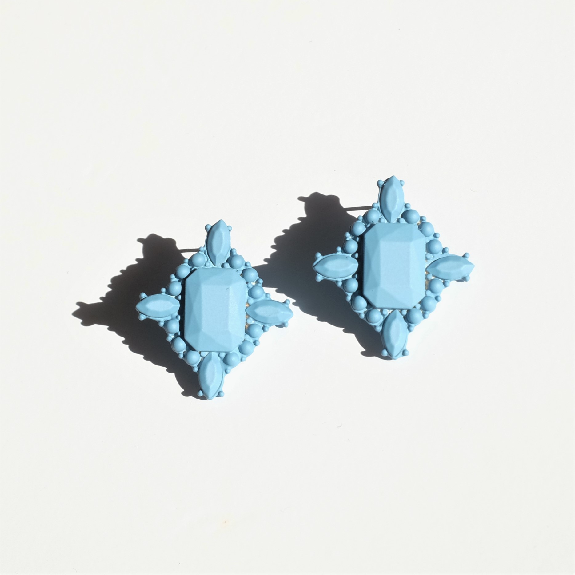 Color coated diamond rhinestone earrings blue poli