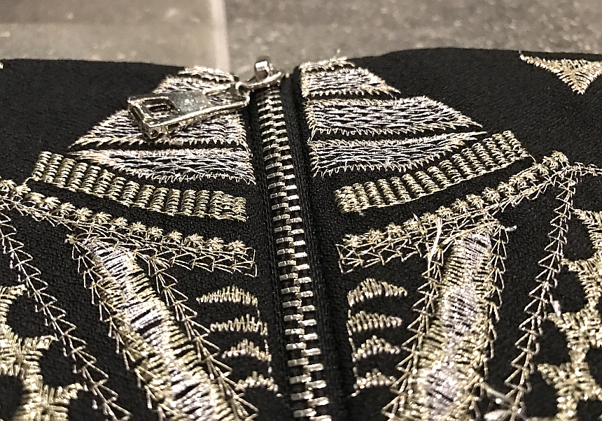 High Quality Luxury Gold Embroidery Stud Mini Skir