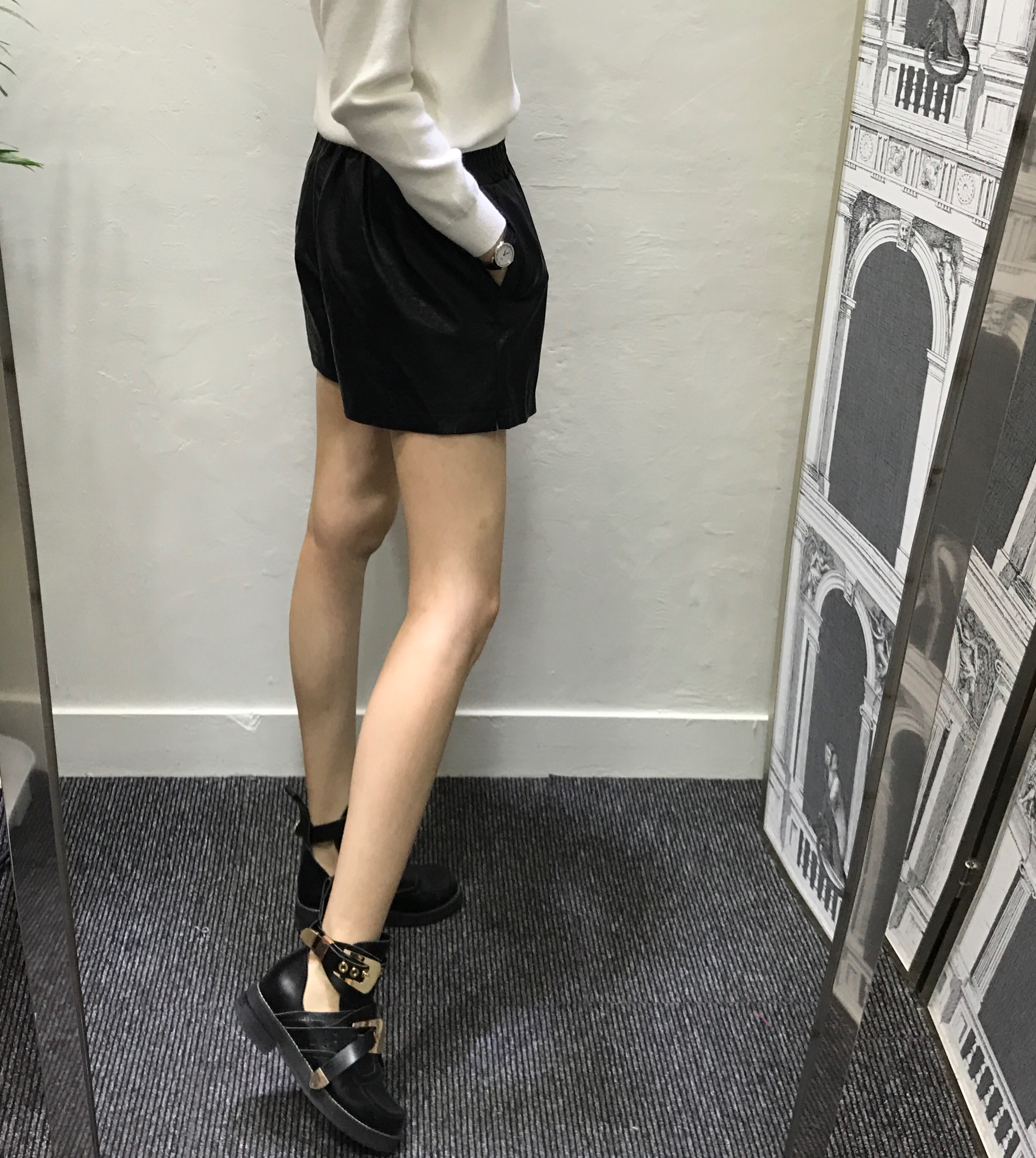 Women Short Pants Bending leather shorts 3color Bl