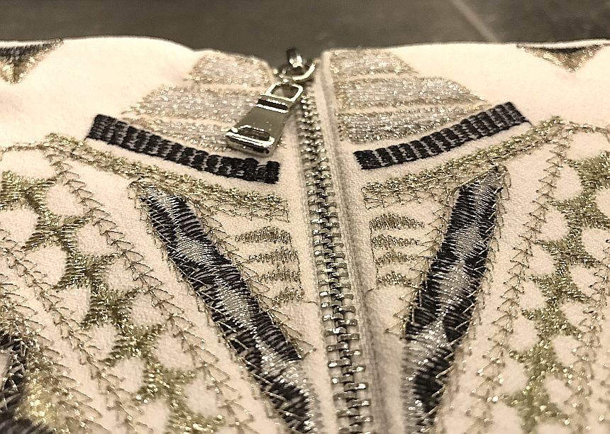 High Quality Luxury Gold Embroidery Stud Mini Skir