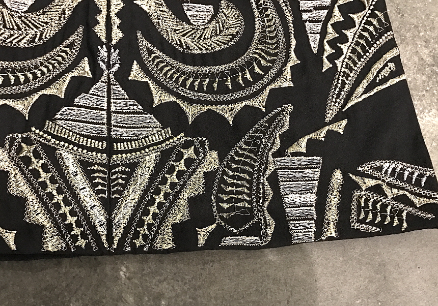 High Quality Luxury Gold Embroidery Stud Mini Skir