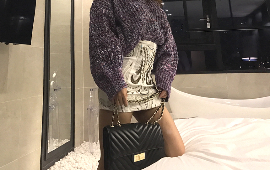 High Quality Luxury Gold Embroidery Stud Mini Skir