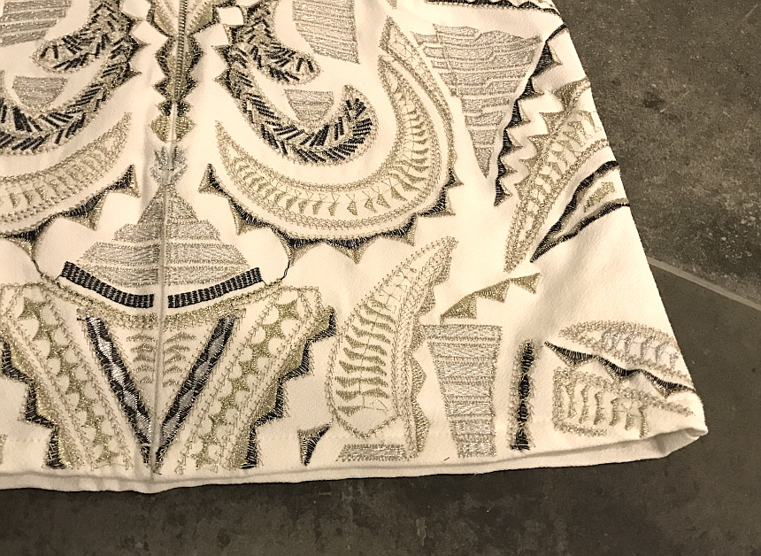 High Quality Luxury Gold Embroidery Stud Mini Skir