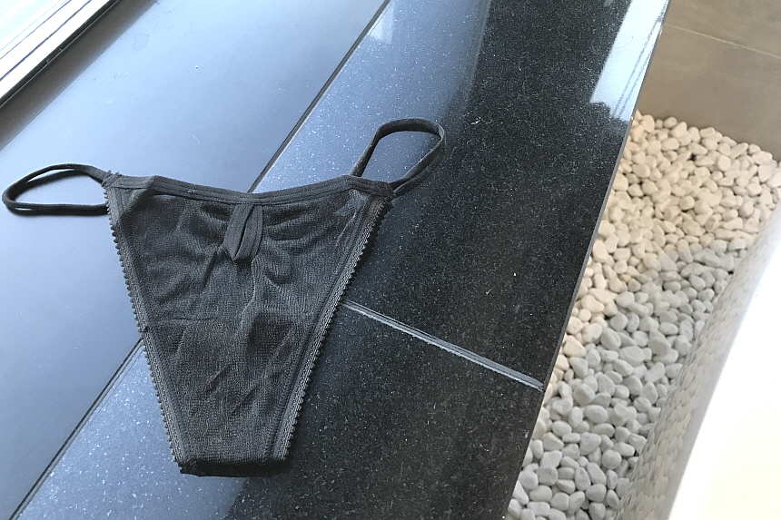 Women Underwear Sexy see-through pearl mesh bendin