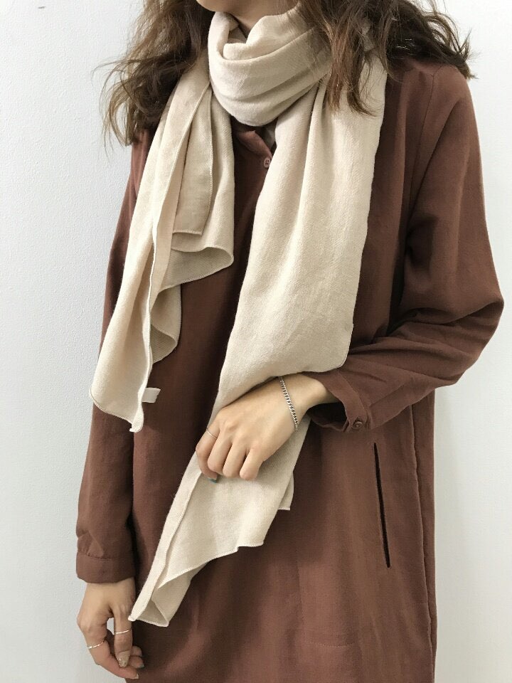 Autumn muffler Women's coordination gift Simple