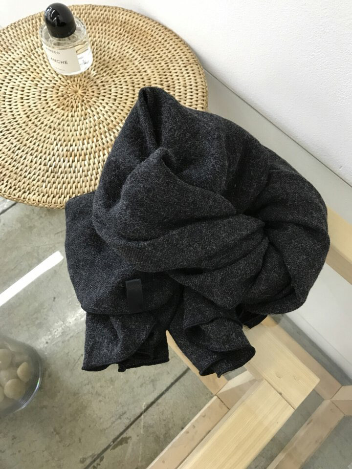 Autumn muffler Women's coordination gift Simple