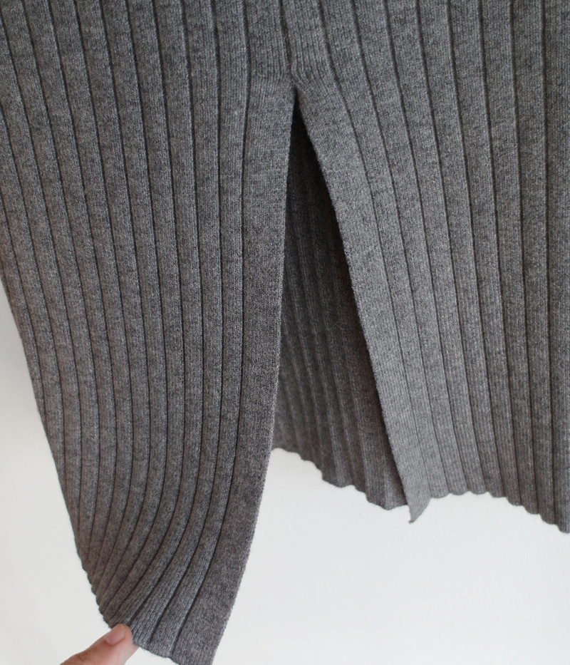 Wool 100 knitted goose skirt banding Long top long