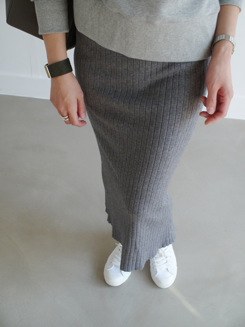Wool 100 knitted goose skirt banding Long top long