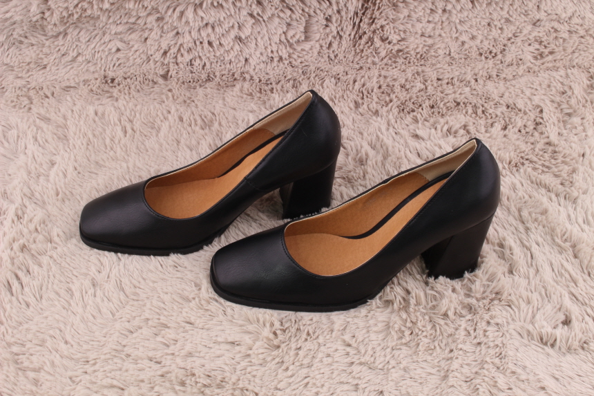 Shurum 709 Leather Women's Shoes Pumps Tongue M