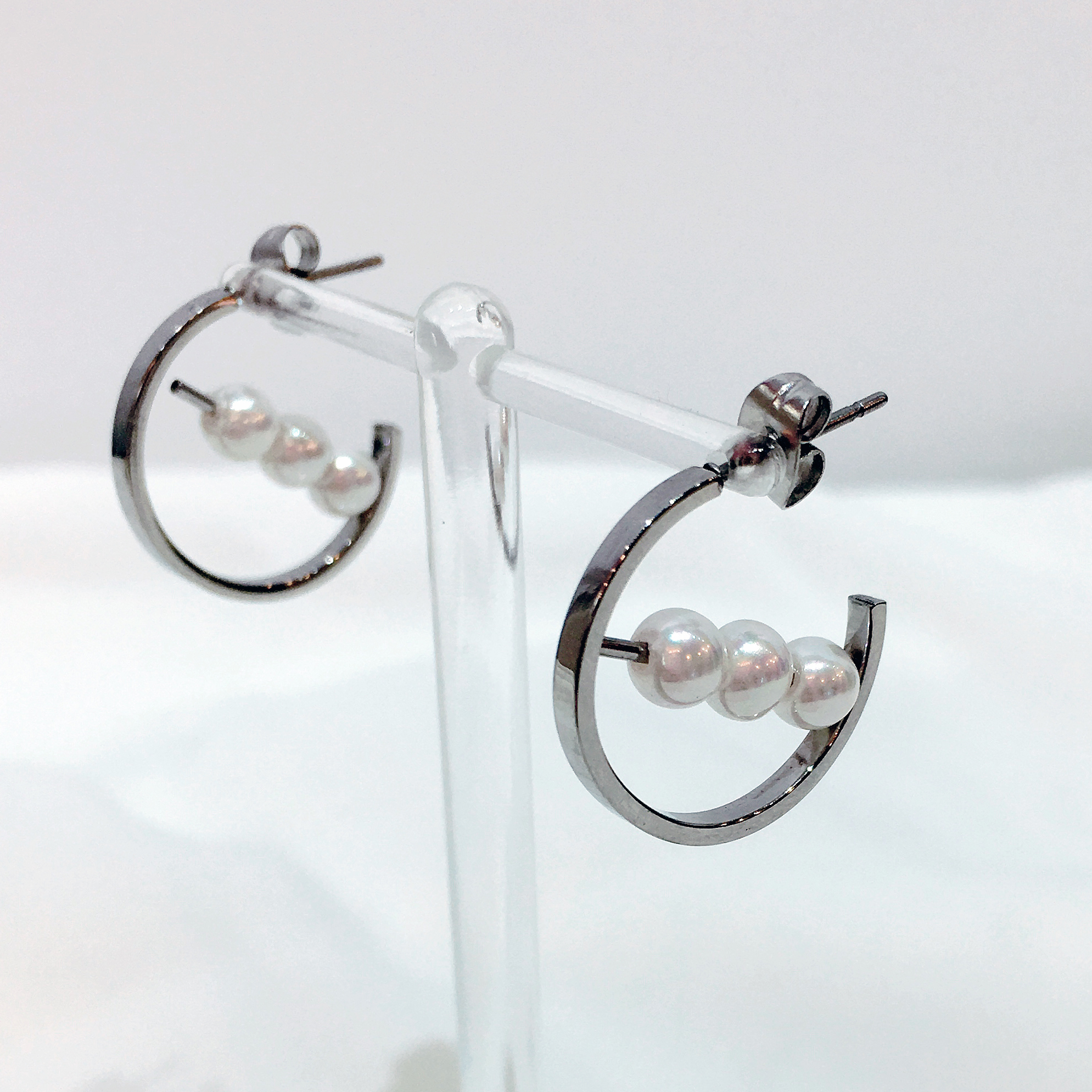 Pearl Ring Earrings Radiological Allergy Surfacing