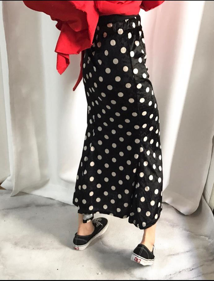 Dotted Velvet Long Skirt Uncut Mermaid Banding Cut