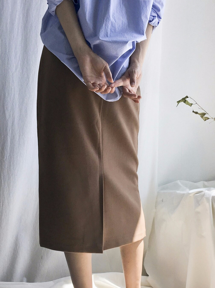 Autumn H linefit Long skirt Brown, Black Midi High