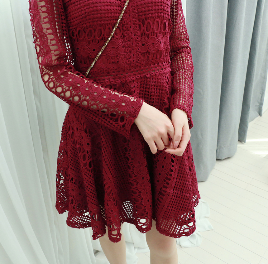 Heart Signal Bae Yun-kyung Red Wine Lace One Piece