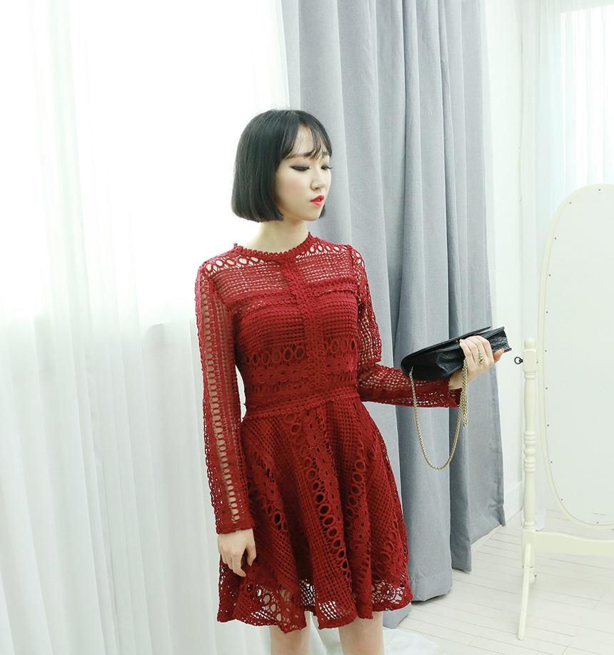 Heart Signal Bae Yun-kyung Red Wine Lace One Piece