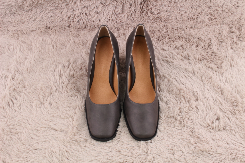 Shurum 709 Leather Women's Shoes Pumps Tongue M