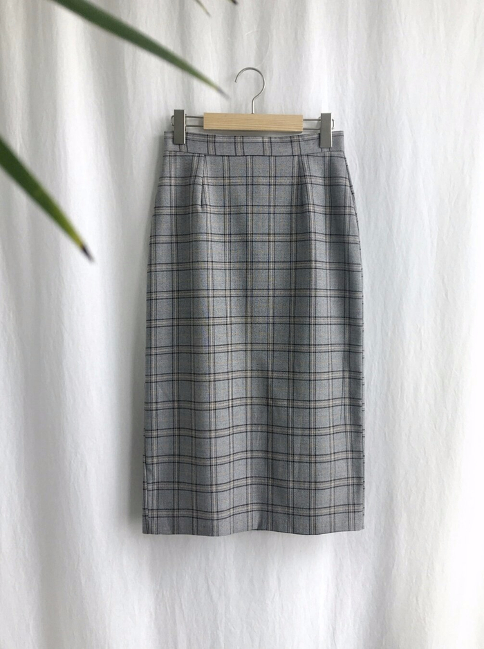 Autumn H linefit Long skirt Brown, Black Midi High