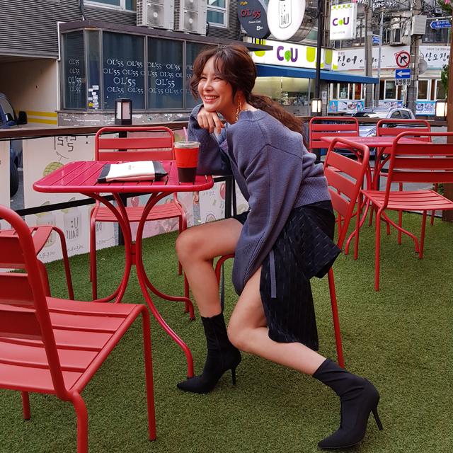 Jur Moe Unbalance Mini Skirt Fall