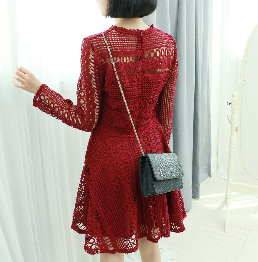 Heart Signal Bae Yun-kyung Red Wine Lace One Piece