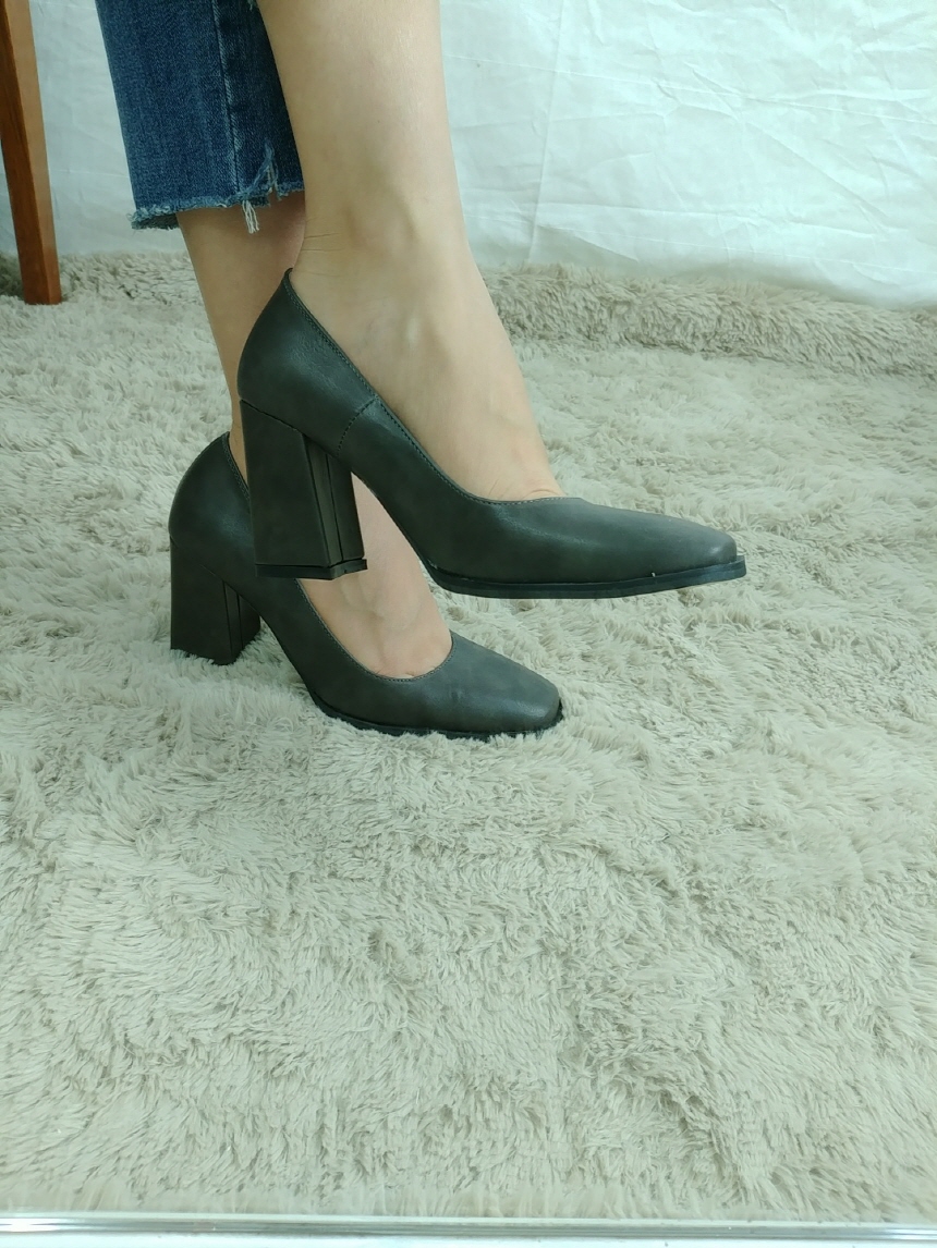 Shurum 709 Leather Women's Shoes Pumps Tongue M