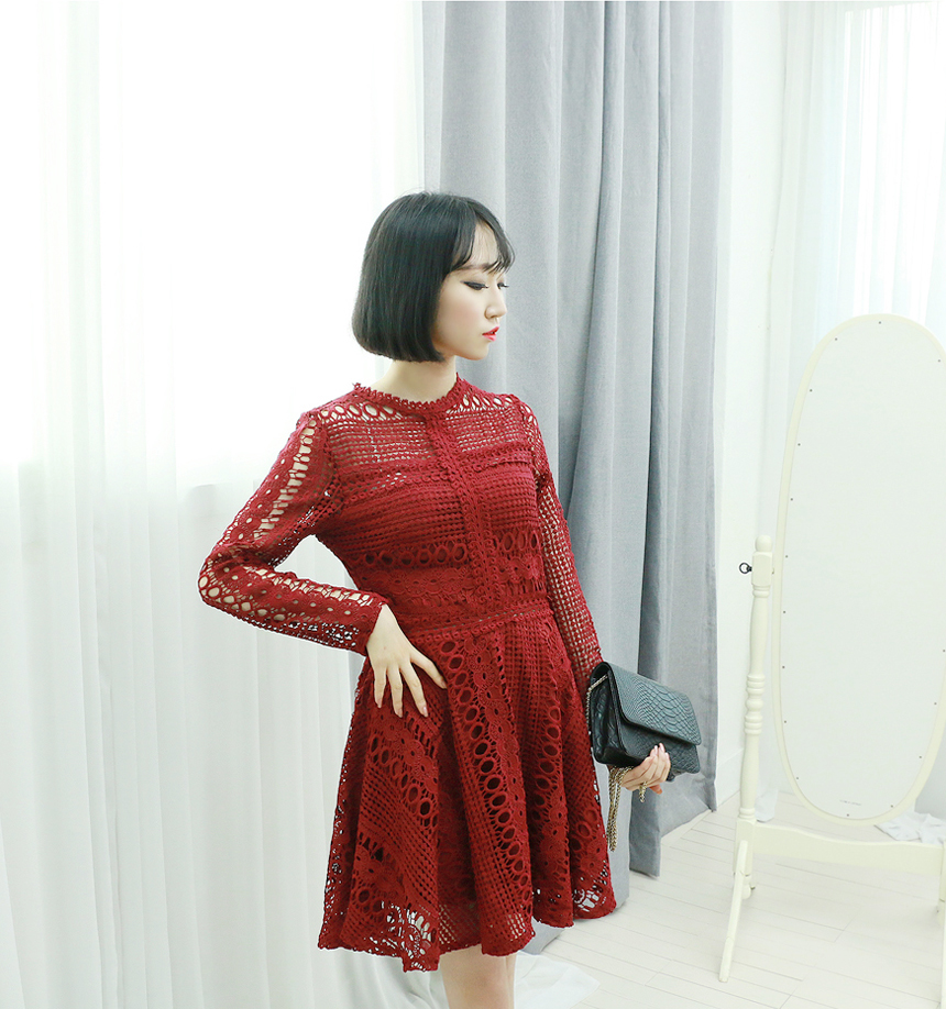 Heart Signal Bae Yun-kyung Red Wine Lace One Piece