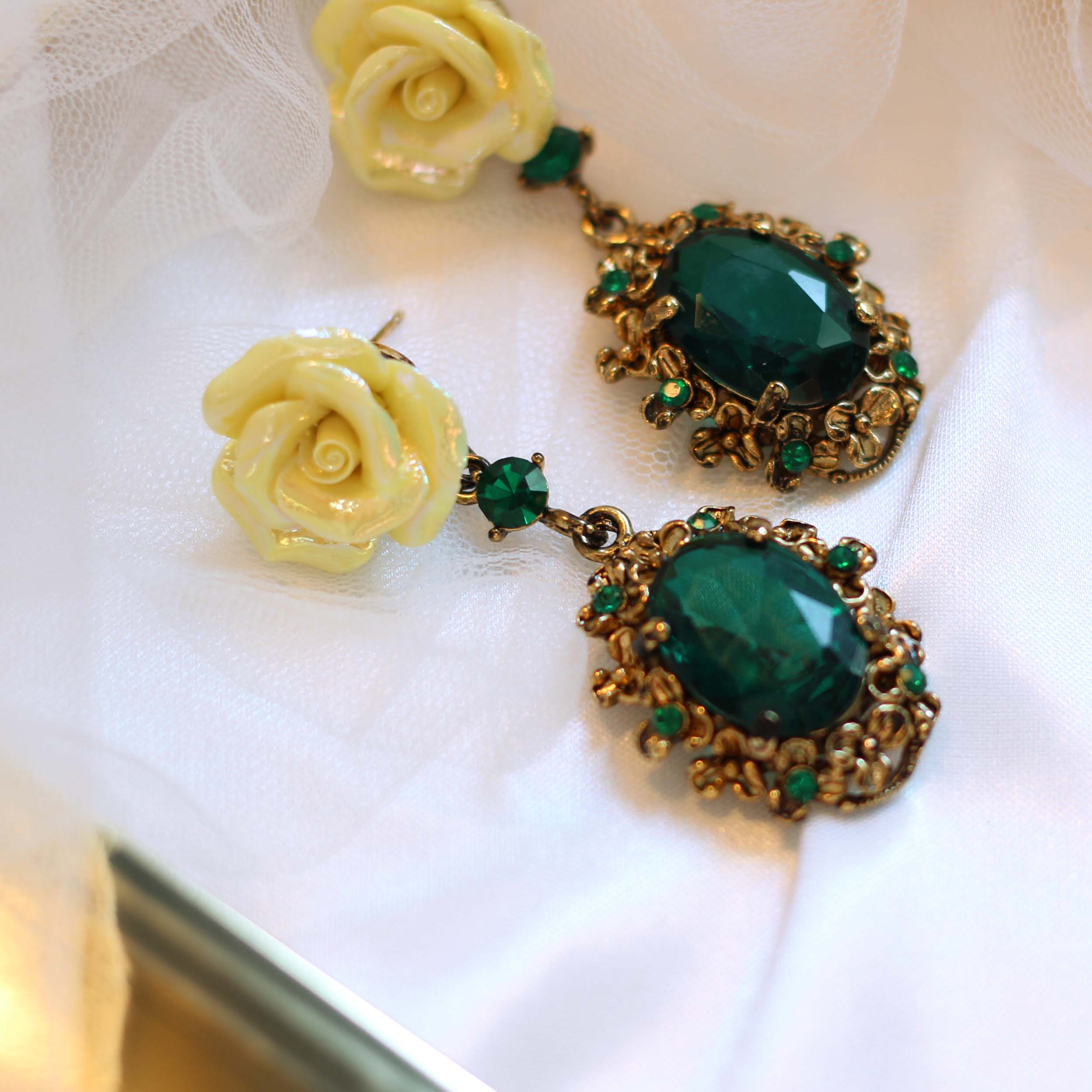 Vintage rose antique bold drop earrings colorful f