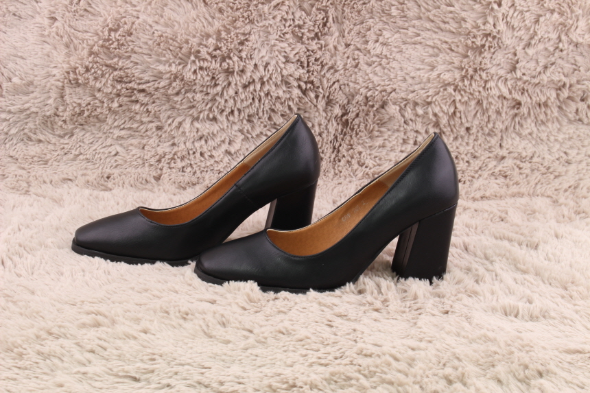 Shurum 709 Leather Women's Shoes Pumps Tongue M