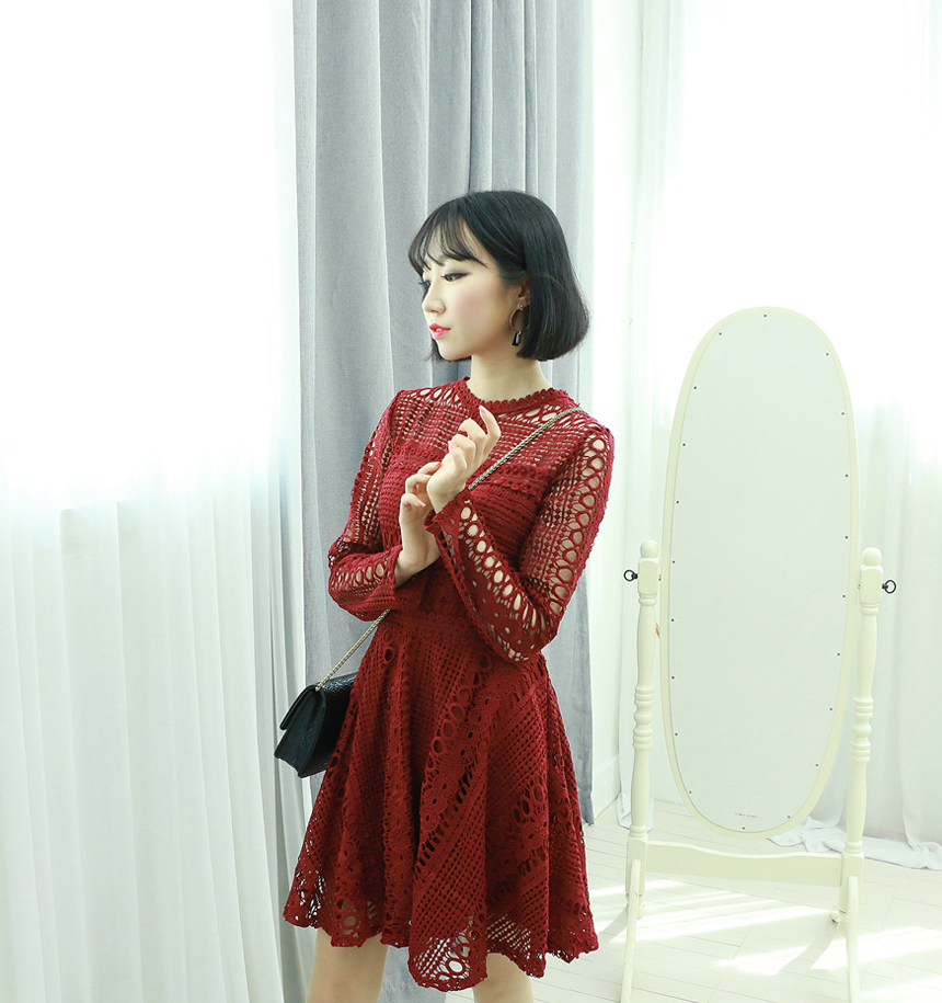 Heart Signal Bae Yun-kyung Red Wine Lace One Piece