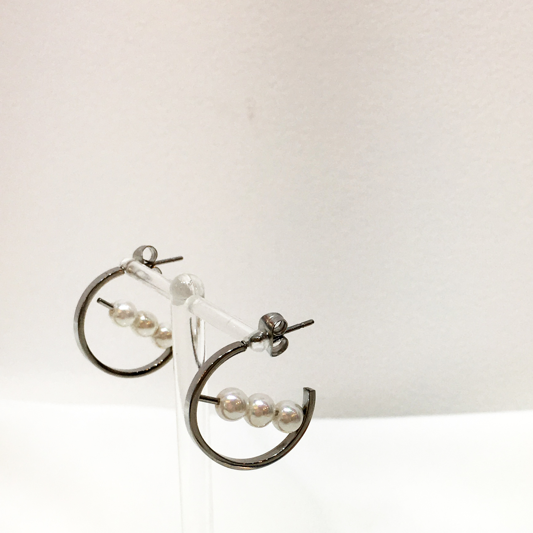 Pearl Ring Earrings Radiological Allergy Surfacing