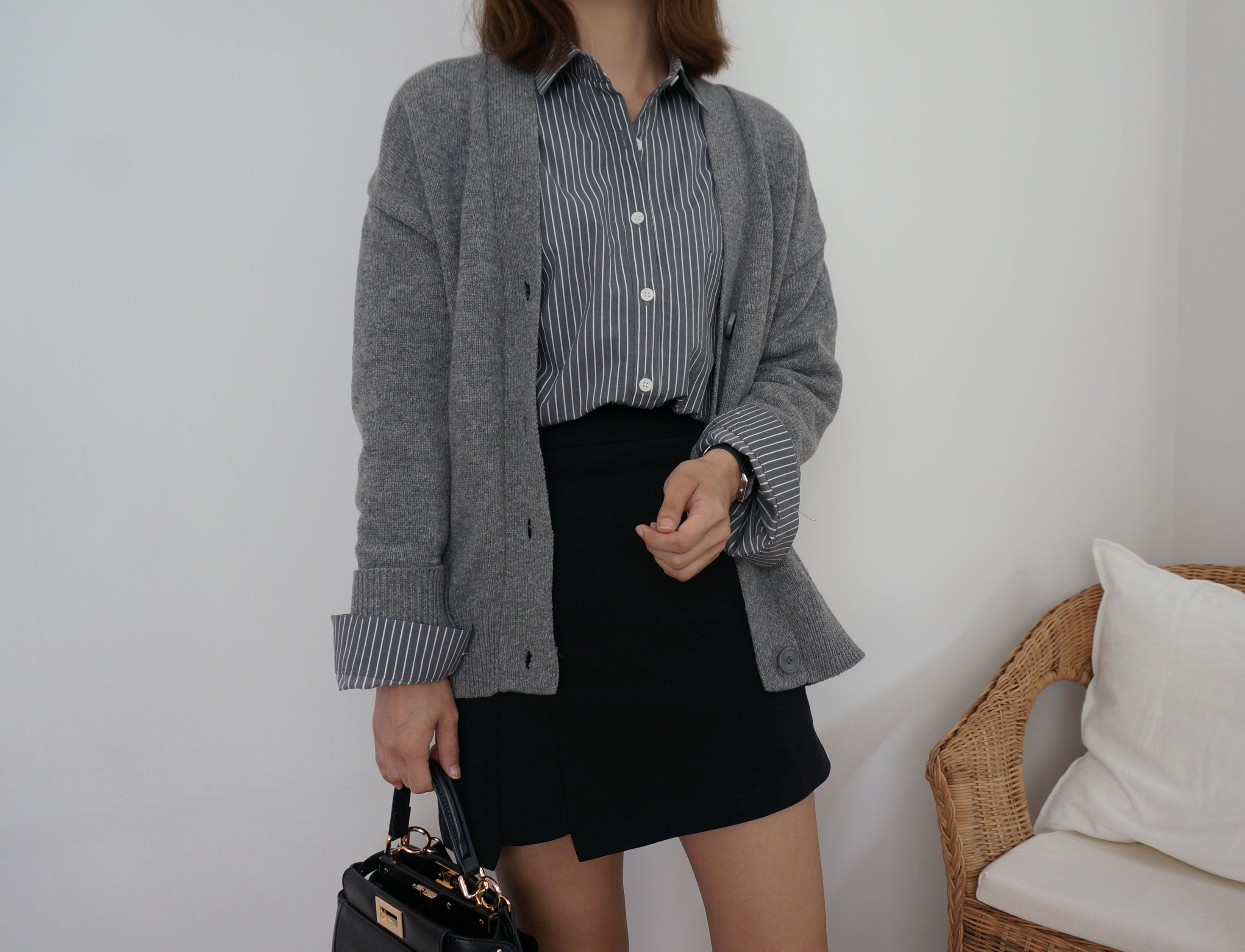 A line fall skirt Brown, black incision 44